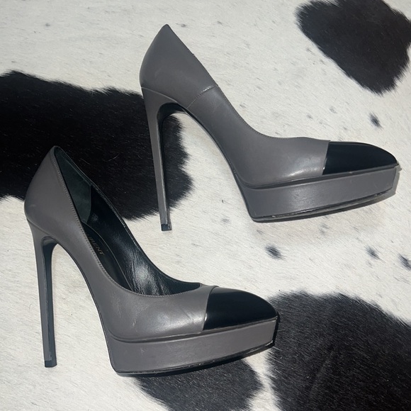 SAINT LAURENT Janis Cap Toe Leather Platform Pumps, size 37 - Picture 5 of 10